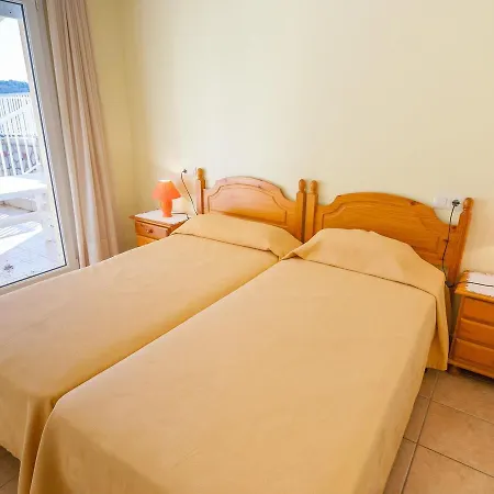 Hébergement de vacances Spacious Holiday In L Escala With Private Pool *