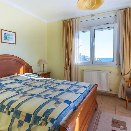 Spacious Holiday In L Escala With Private Pool L' Escala