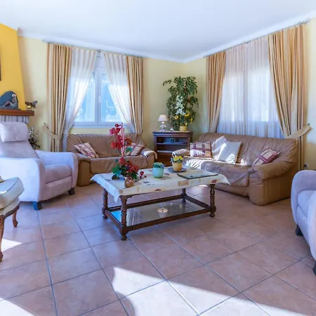 Spacious Holiday In L Escala With Private Pool * L' Escala